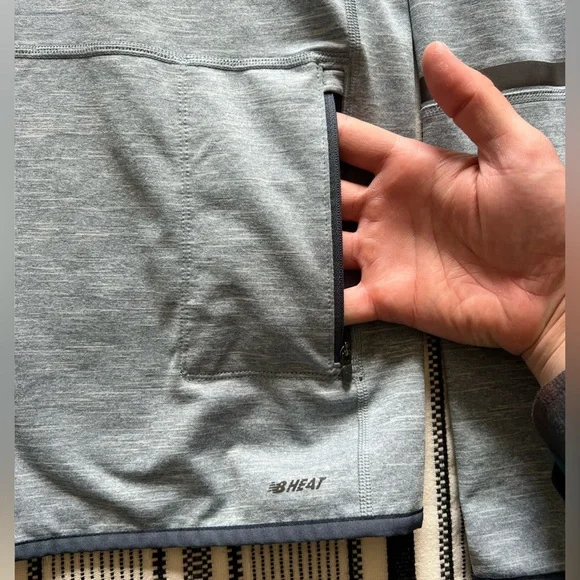 New Balance Thermal Running Pullover Hoodie - Picture 5 of 5